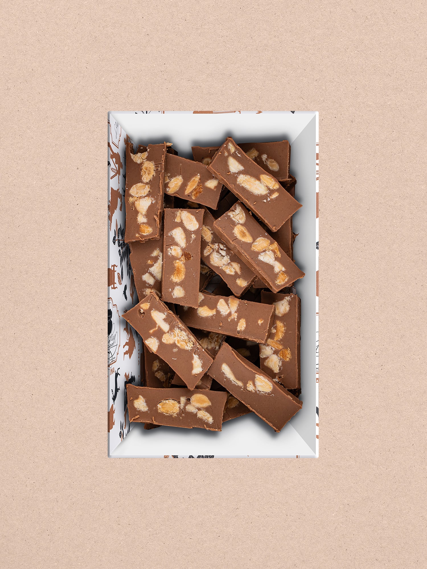 (Chopped) XXL Milk Gianduia And Salted Almonds