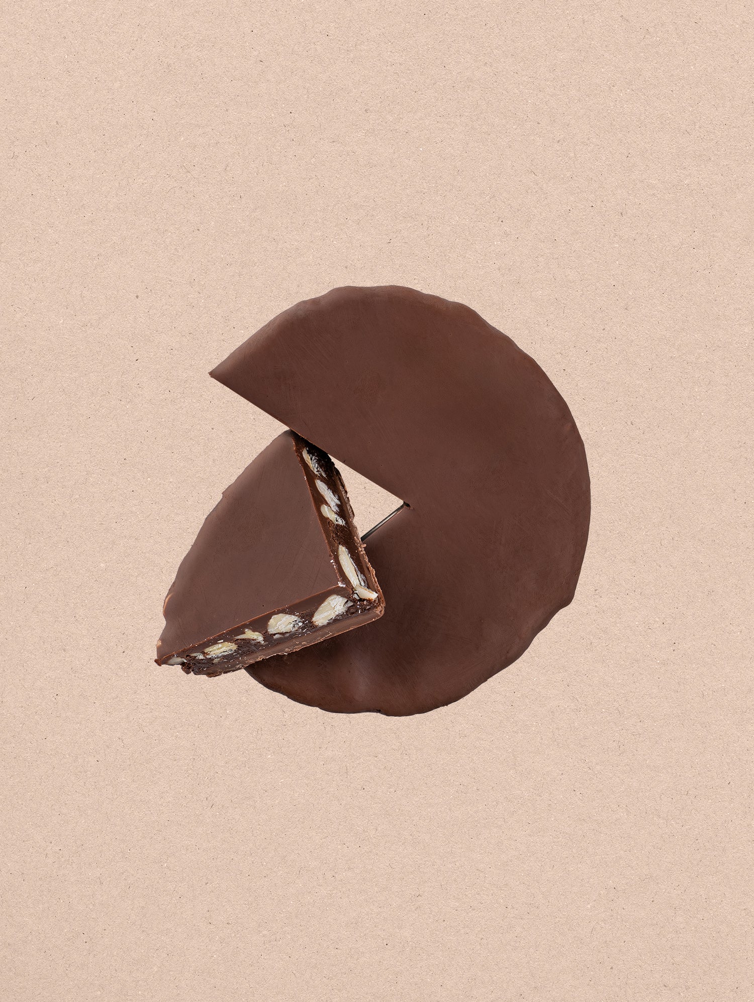Choco Cake - Milk Chocolate Filled With Gianduja And Salted Almonds